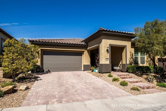 Building Photo - 11850 Saverio Ave