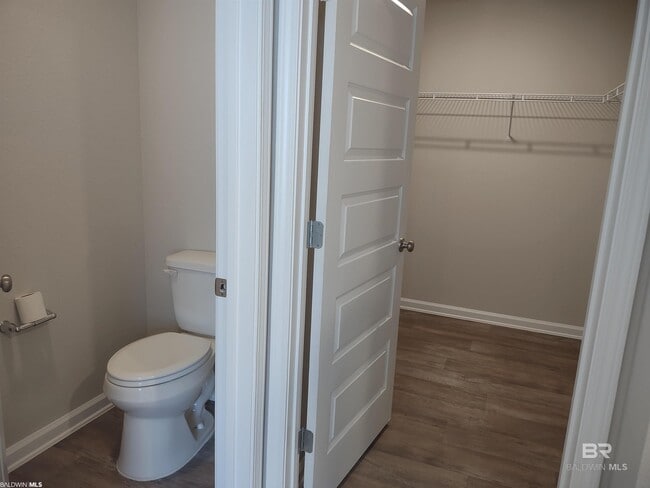 Photo - 245 Burnston Wy