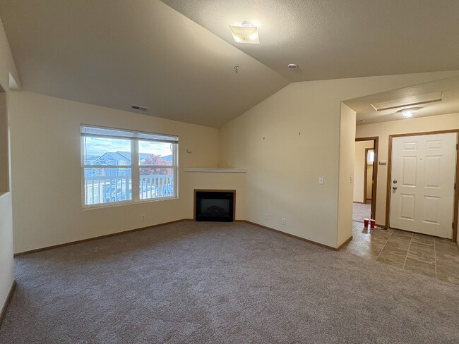 Photo - 6305 Chapel Hill Blvd Apartamento Unidad N-202