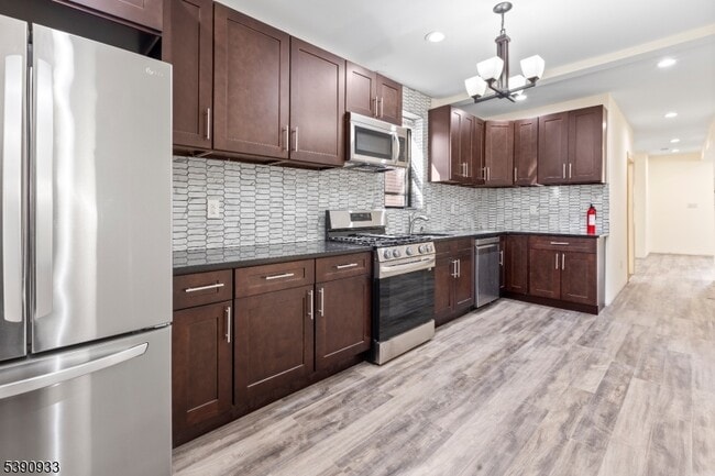 Photo - 108 Paine Ave