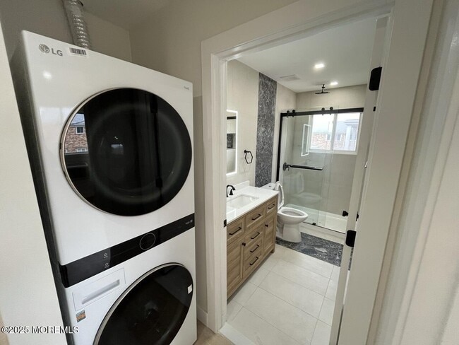 Photo - 1 Ocean Ave Unidad 4