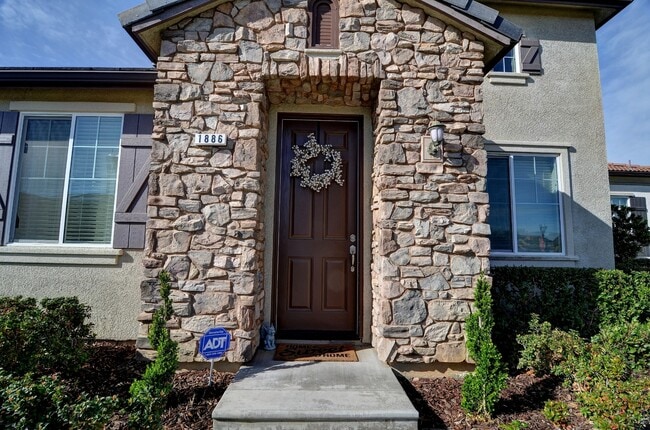 Photo - 1886 N Highland Ave