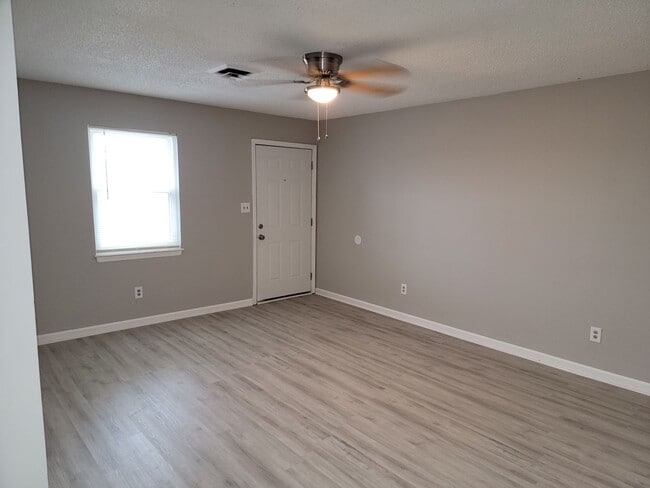 Photo - Recently Updated 2 Bedroom Home in Cleveland!