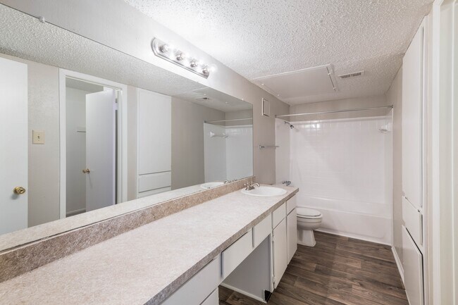 Photo - Westdale Hills Sawgrass