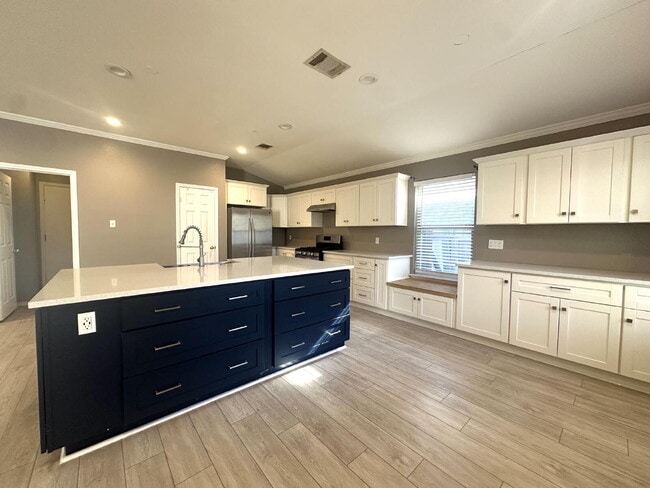 Photo - 1333 Rosie Ln