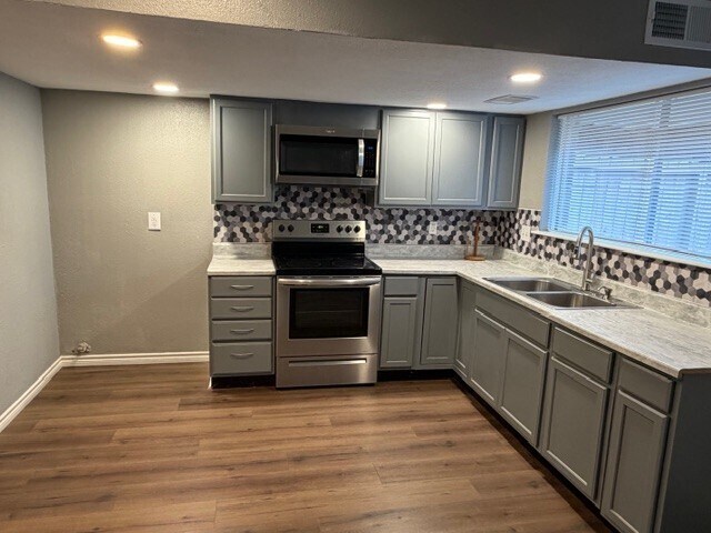 Photo - 15372 Chipman Ln. Unidad 5372