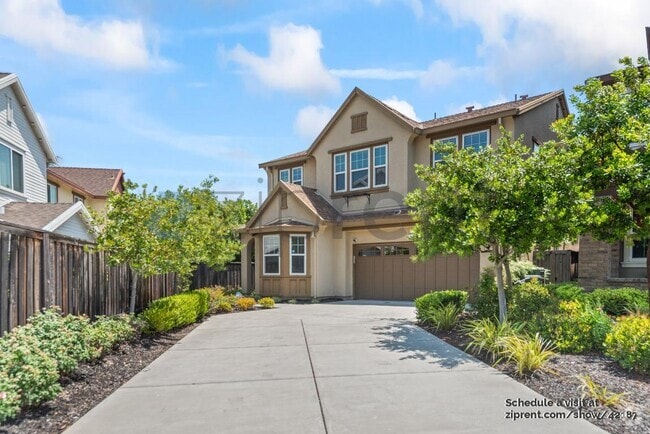 Building Photo - 6899 Alamilla Dr Rental