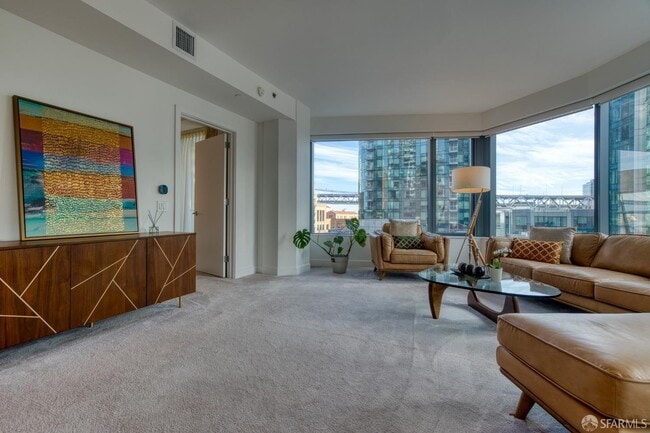 Building Photo - 280 Spear St