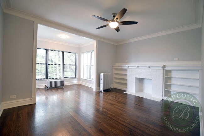 Building Photo - 4707 N Albany Ave Unit 1