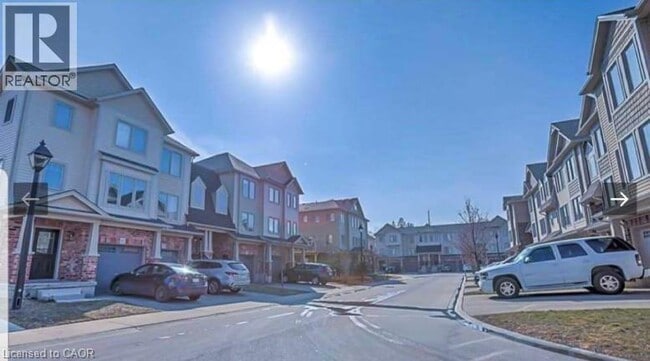 Photo - 750 Lawrence St