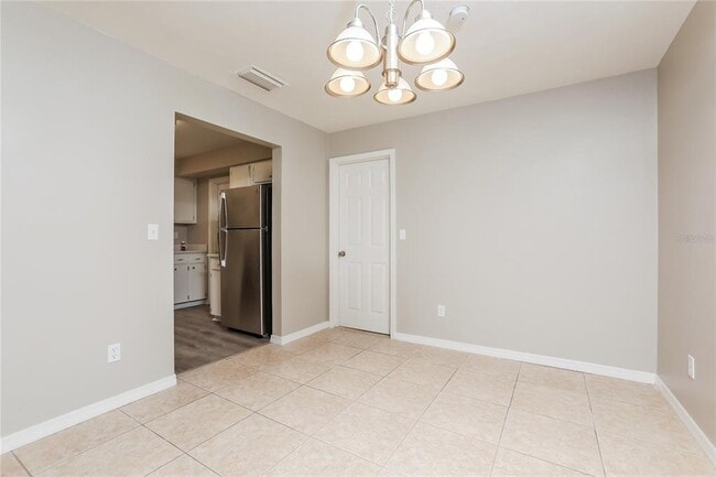 Photo - 1560 Fergason Ave