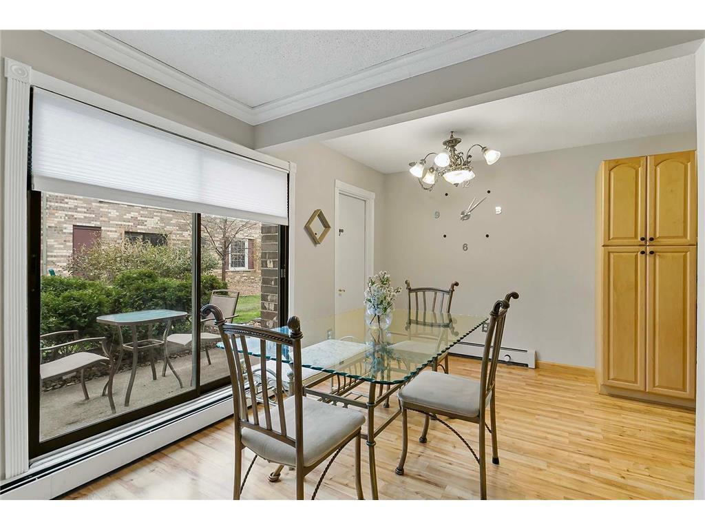 Photo - 4560 Cedar Lake Rd S Unit 3