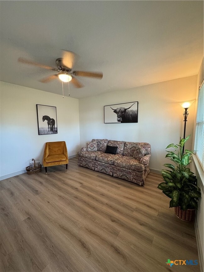 Photo - 2901 W Avenue B