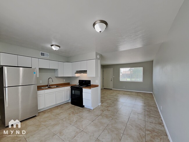 Photo - 640 Hause Ave