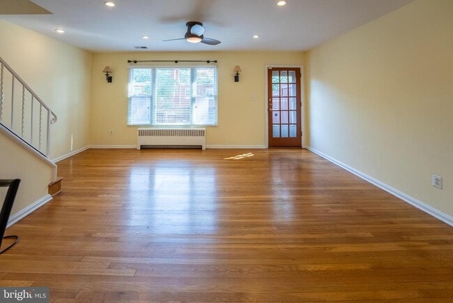 Photo - 2913 Mosby St