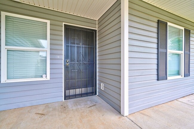 Photo - 10425 Aberdeen Dr