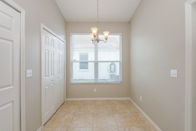 Photo - 1614 Wakefield Dr