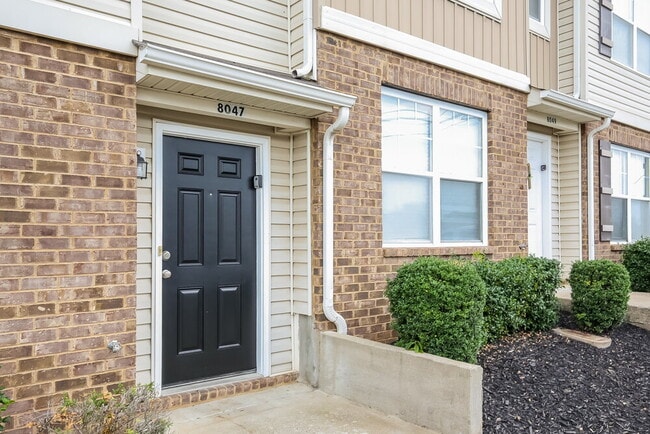 Building Photo - 8047 Logan Dr Rental