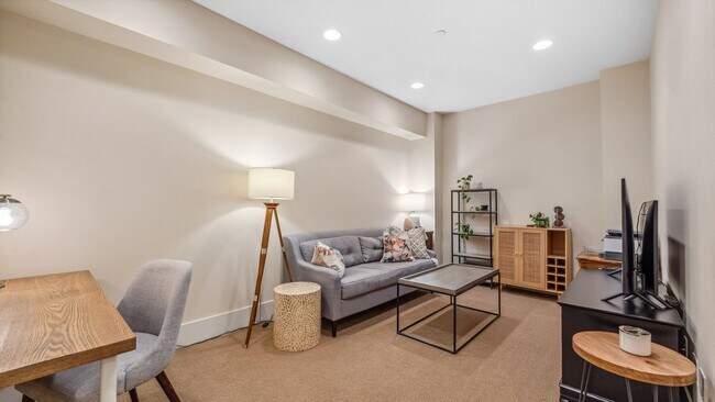 Photo - Modernly Elegant Townhome w/ 2 Primary Suites +2.5 bathrooms in Beautiful Peterkort!