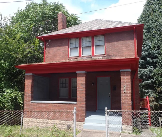 Building Photo - 636 Chester Ave Rental