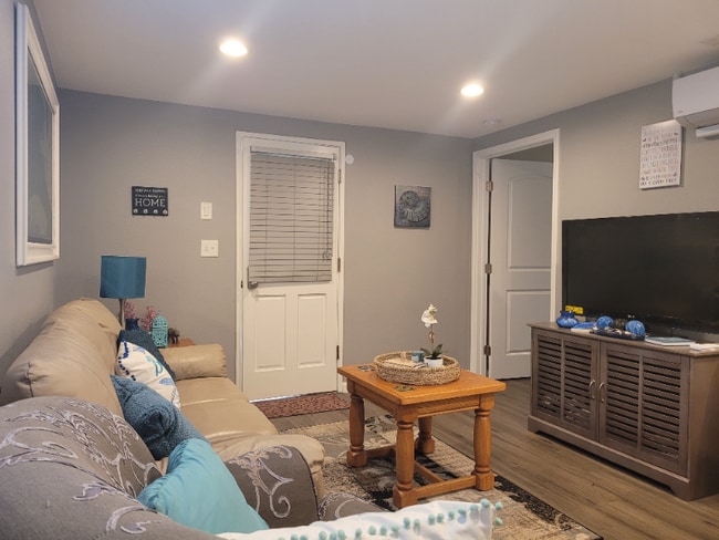 Photo - 248 Bluefield Ave