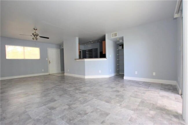 Photo - 3413 NW 44th St Unidad 107