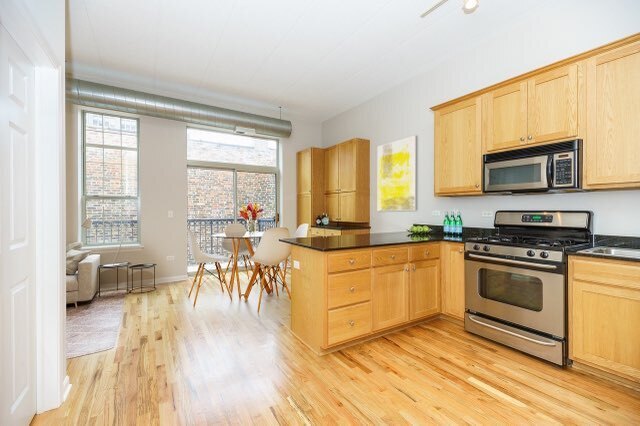 Photo - 1919 S Michigan Ave Unit 404