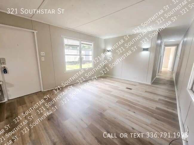 Photo - 321 Southstar St