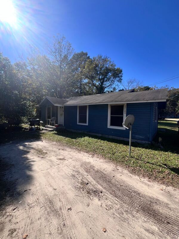 Photo - 1214 Manning Rd