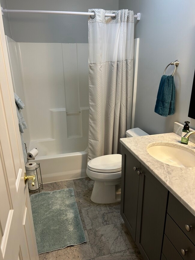 Photo - 3101 St Charles Ave Unidad 12