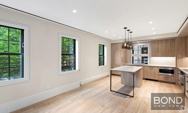 Building Photo - 1160 Fifth Avenue Unit 302 Rental