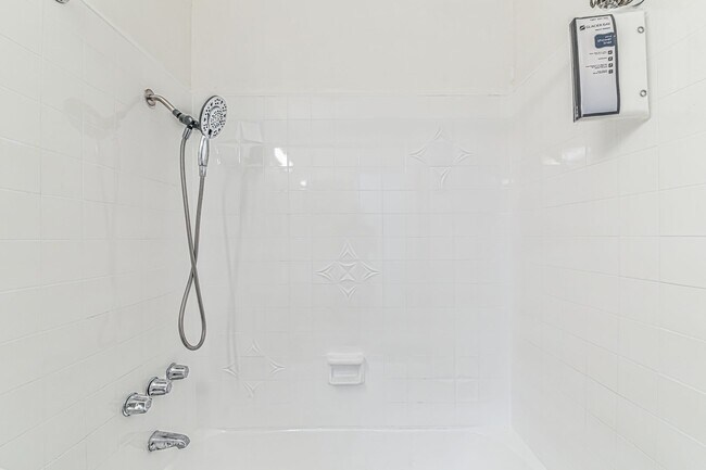 Photo - 5005 August St Unit 10