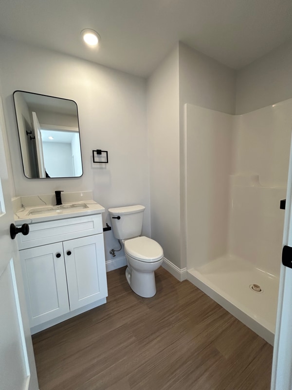 1193 Commercial St Unit 5A