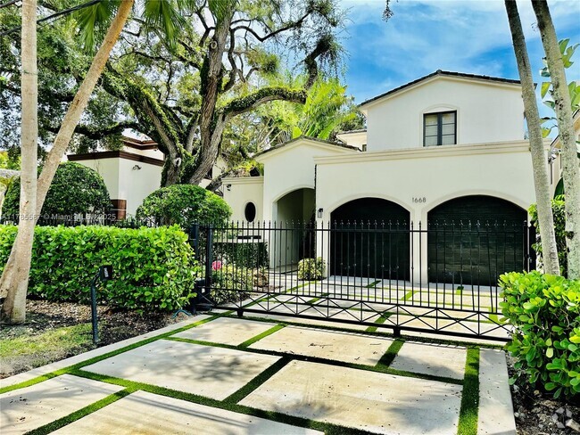 Building Photo - 1668 Micanopy Ave Rental