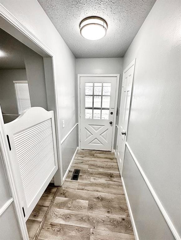 Photo - 3215 Oakwood Dr