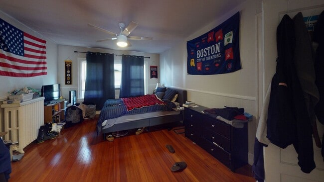 Photo - 5 bed 2 bath unit in Brookline.... Rare 3 parking included... Rare pricing.. Don't miss out!