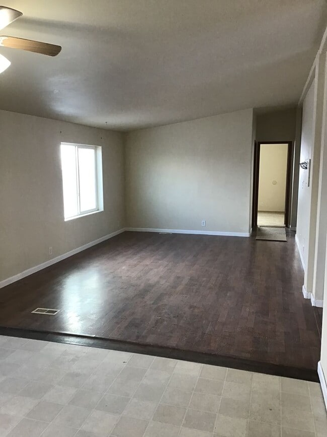 Photo - <b>Horse Property - Four Bedroom Manufactu...