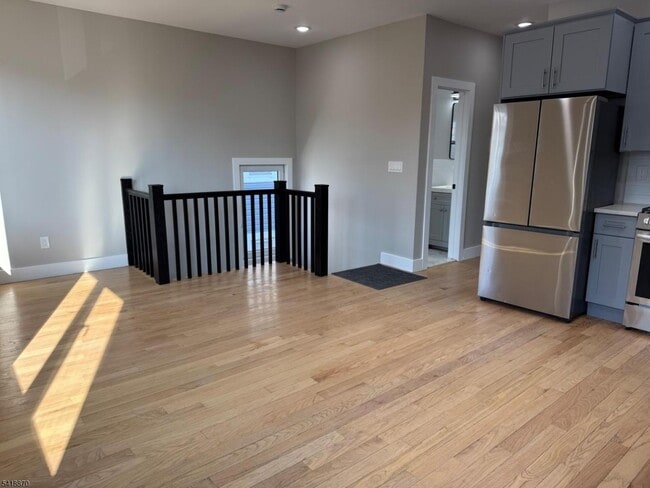 Photo - 492 S 20th St