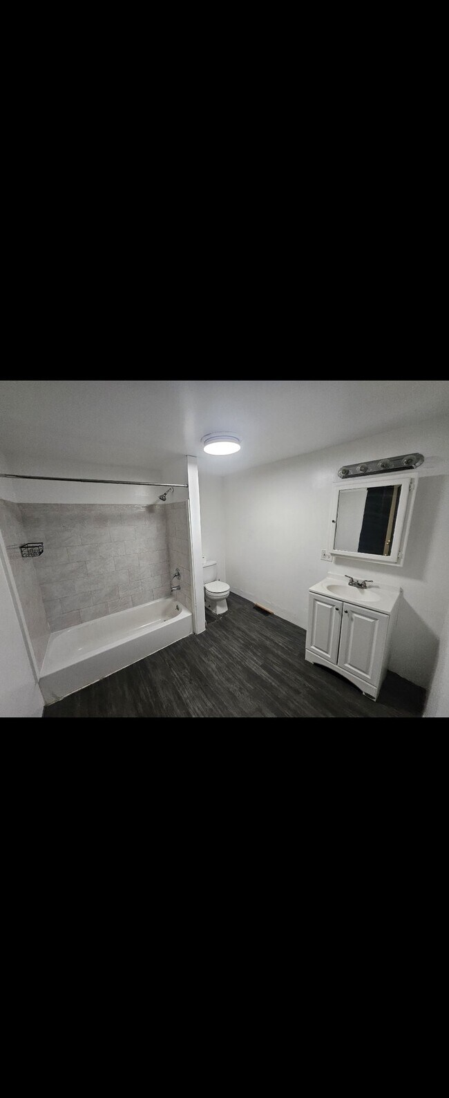 135 6th St