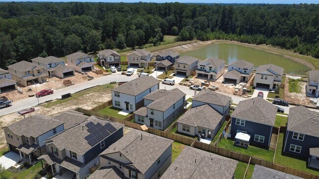 Photo - 7757 Bergamot Cir