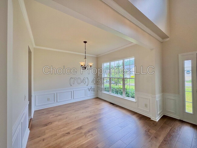 Photo - 9148 Hillston Ridge Rd