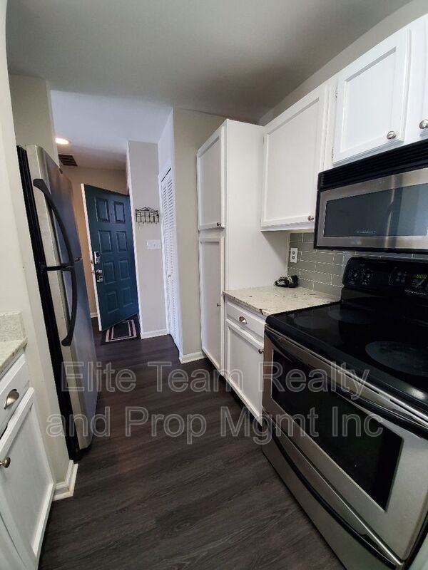 230 S Cedar St Unidad #5