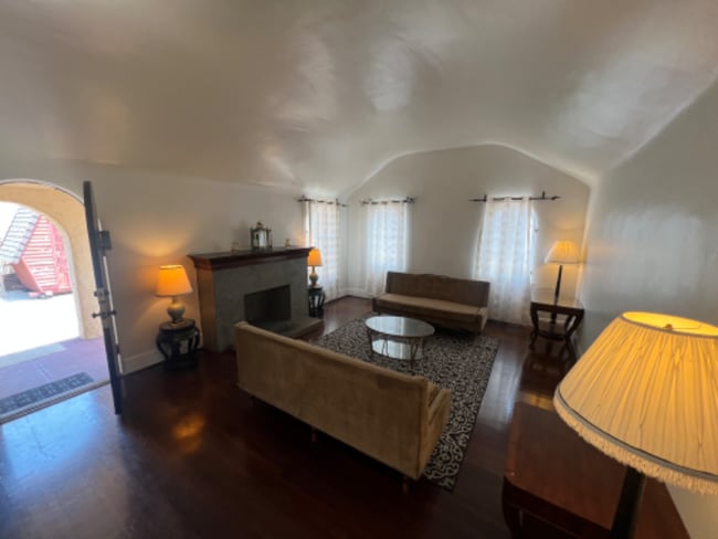 Photo - 16521 Normandie Ave