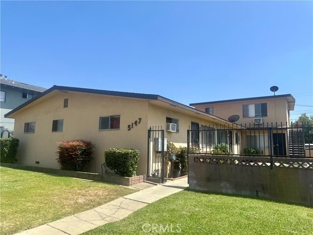 Photo - 5147 Canoga St Apartamento Unidad A