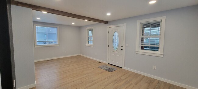 Photo - 414 N Madison St