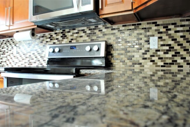Photo - 3300 Bellefontaine St