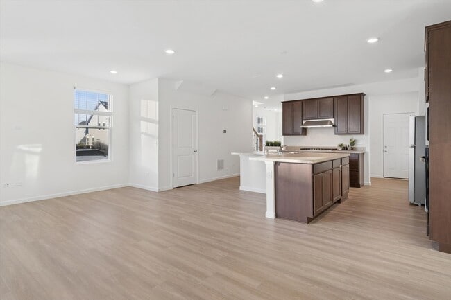 Photo - 24507 W Kroll Dr