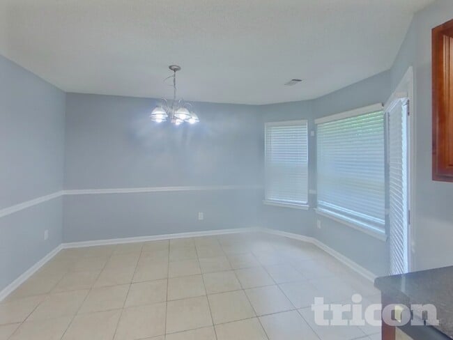 Photo - 4551 Derby Loop