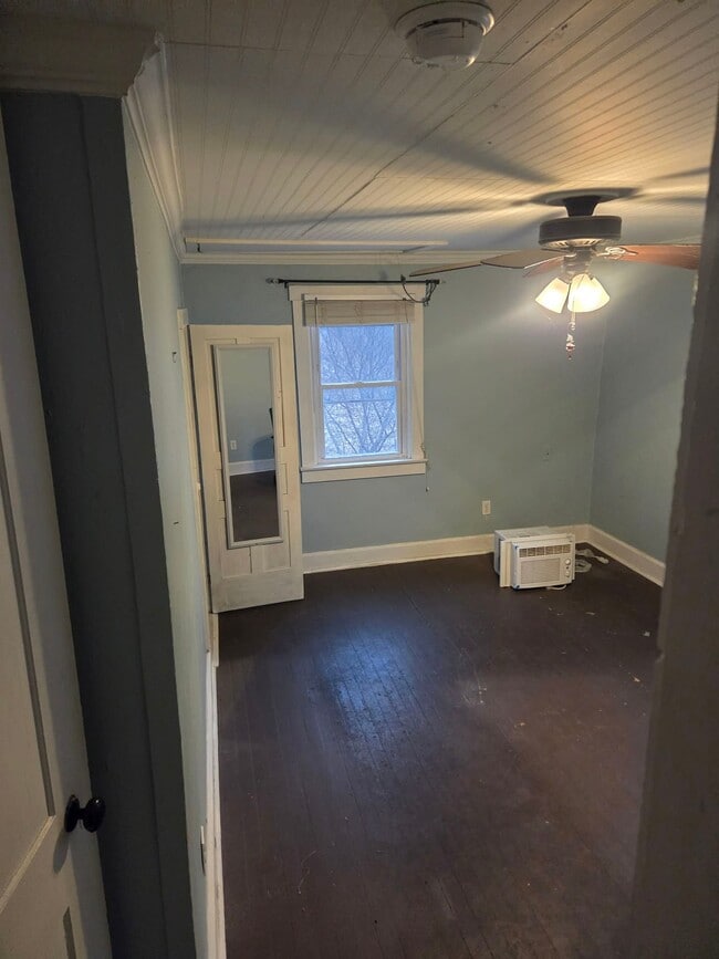 Photo - 14 Washington St