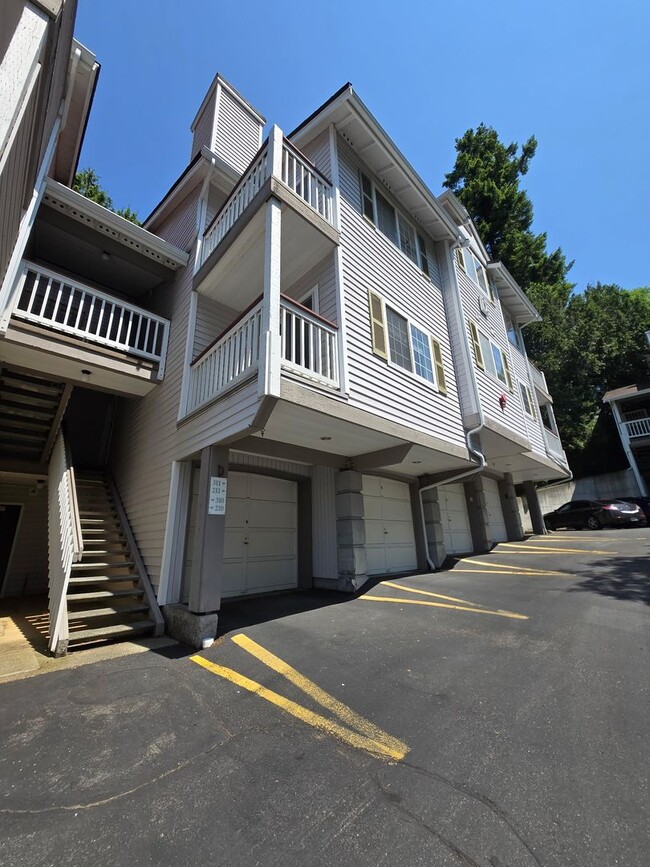 Photo - 8545 166th Ave NE Apartment Unit D211